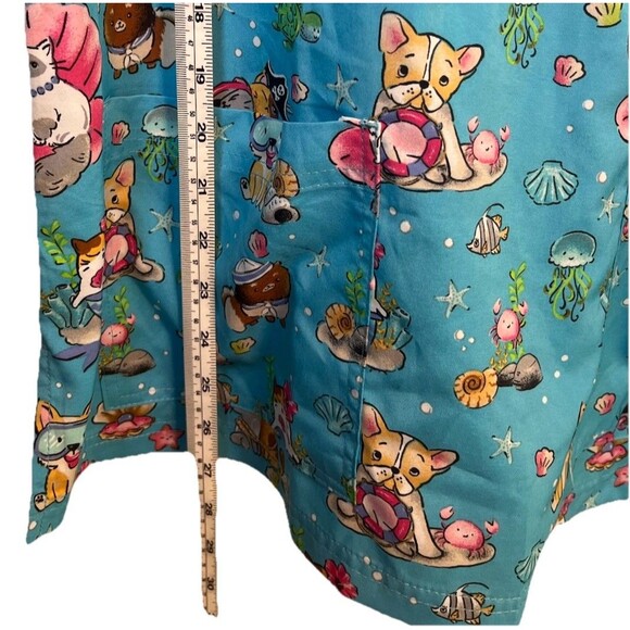 Koi Basics Critters Under The Sea Cats Women's 2-Pocket STRETCH Scrub NWT Sz L - Picture 8 of 12